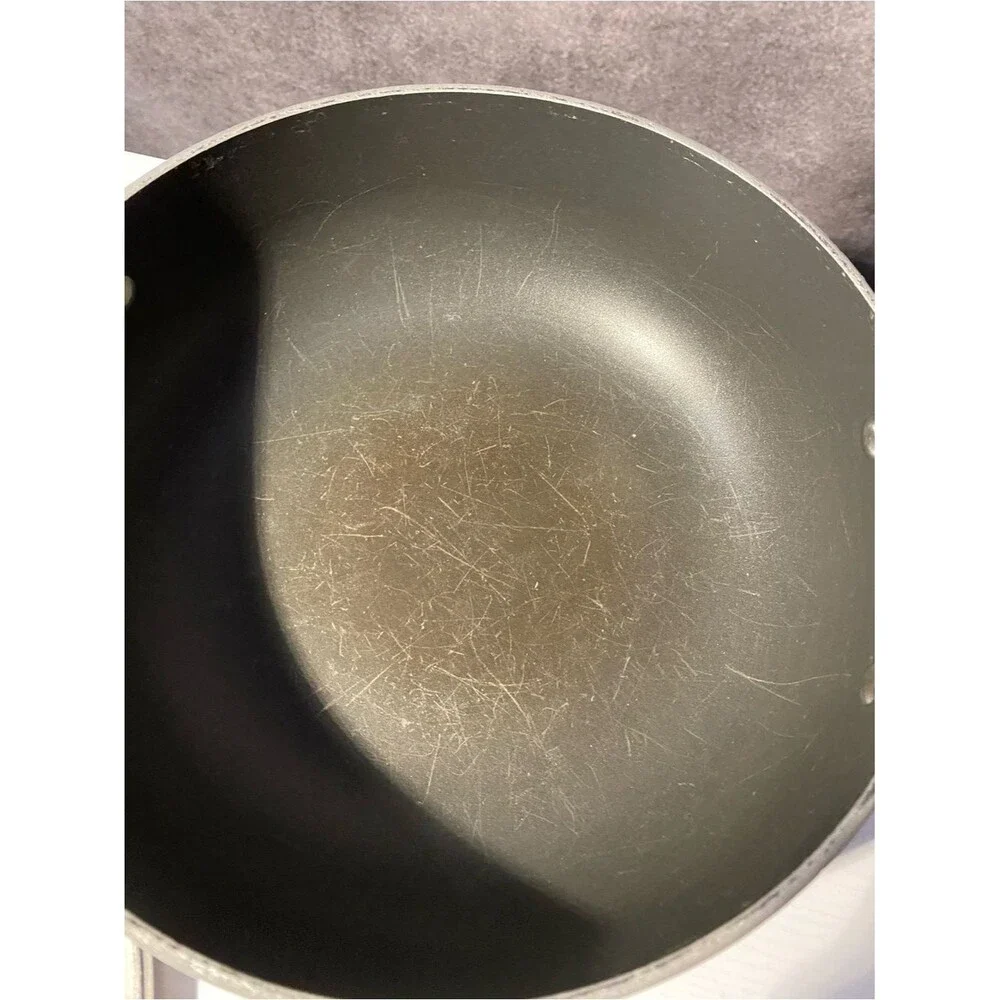 Kirkland Signature Hard Anodized 4.4 Qt Deep Saute Pan Lid